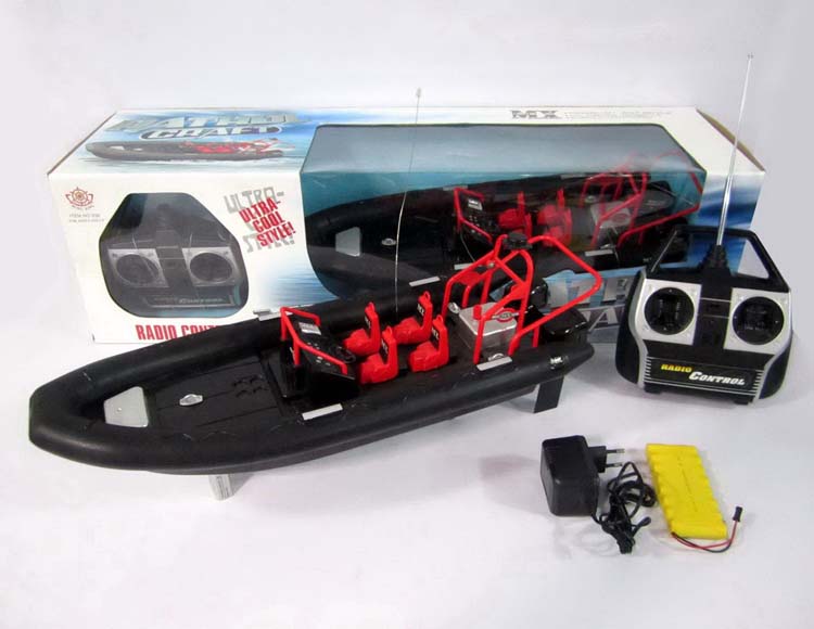 3通遥控汽艇包电 938